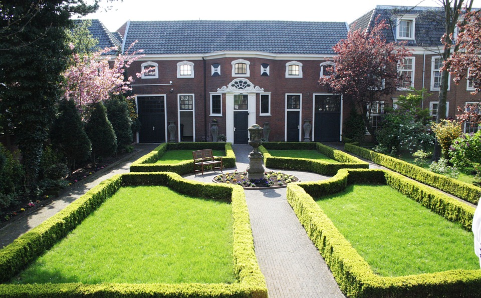 Why You Need Expert Landscaping Services